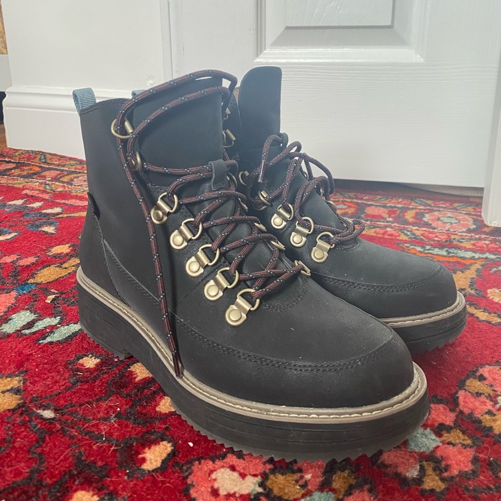 TEVA Midform Boot
